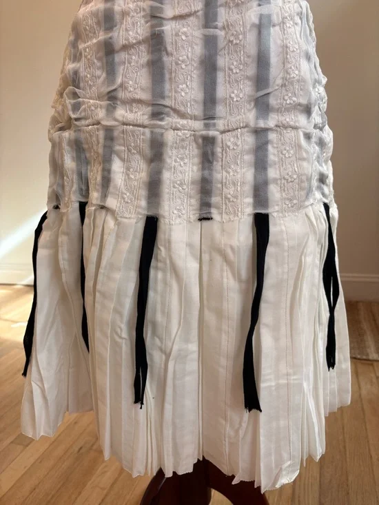 Vintage Albert Nipon Silk & Cotton Embroidered Lace Black and White Piano Key - Picture 1 of 8